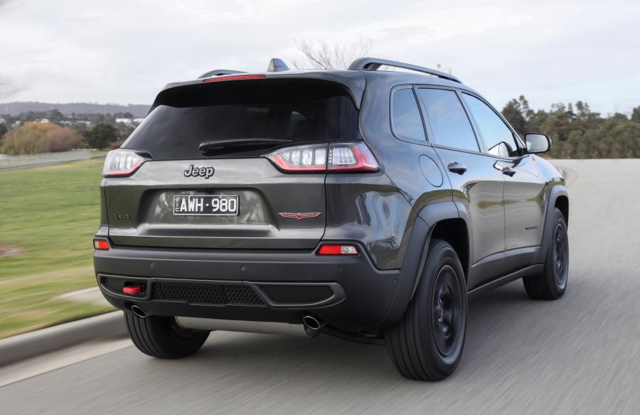  Jeep Cherokee Trailhawk (KL) 2018 года  (AU) (фото 37 из 42)